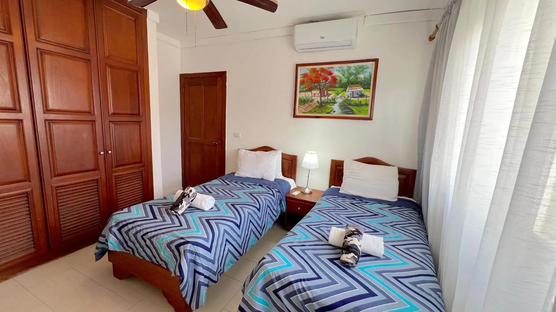ホテル Serenara Village Playa Los Corales プンタ・カナ