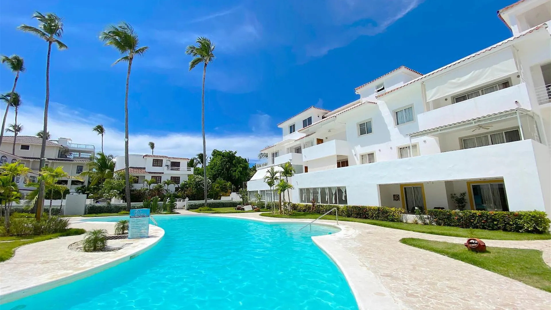 Serenara Village Playa Los Corales Punta Cana Hotel